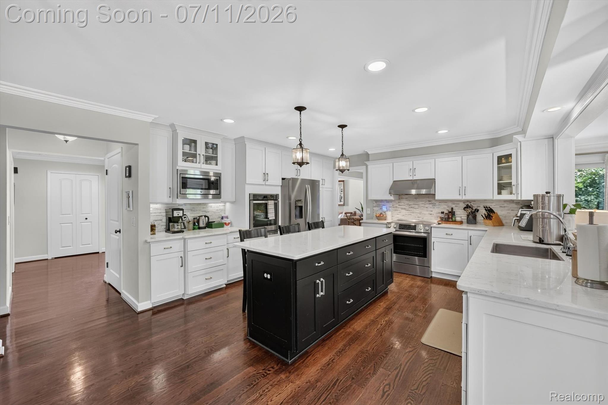 3115 Glengrove Drive Rochester, MI 48309 - Photo 14 of 66 15-3115-Glengrove-Dr-WindowStill-Photography.jpg
