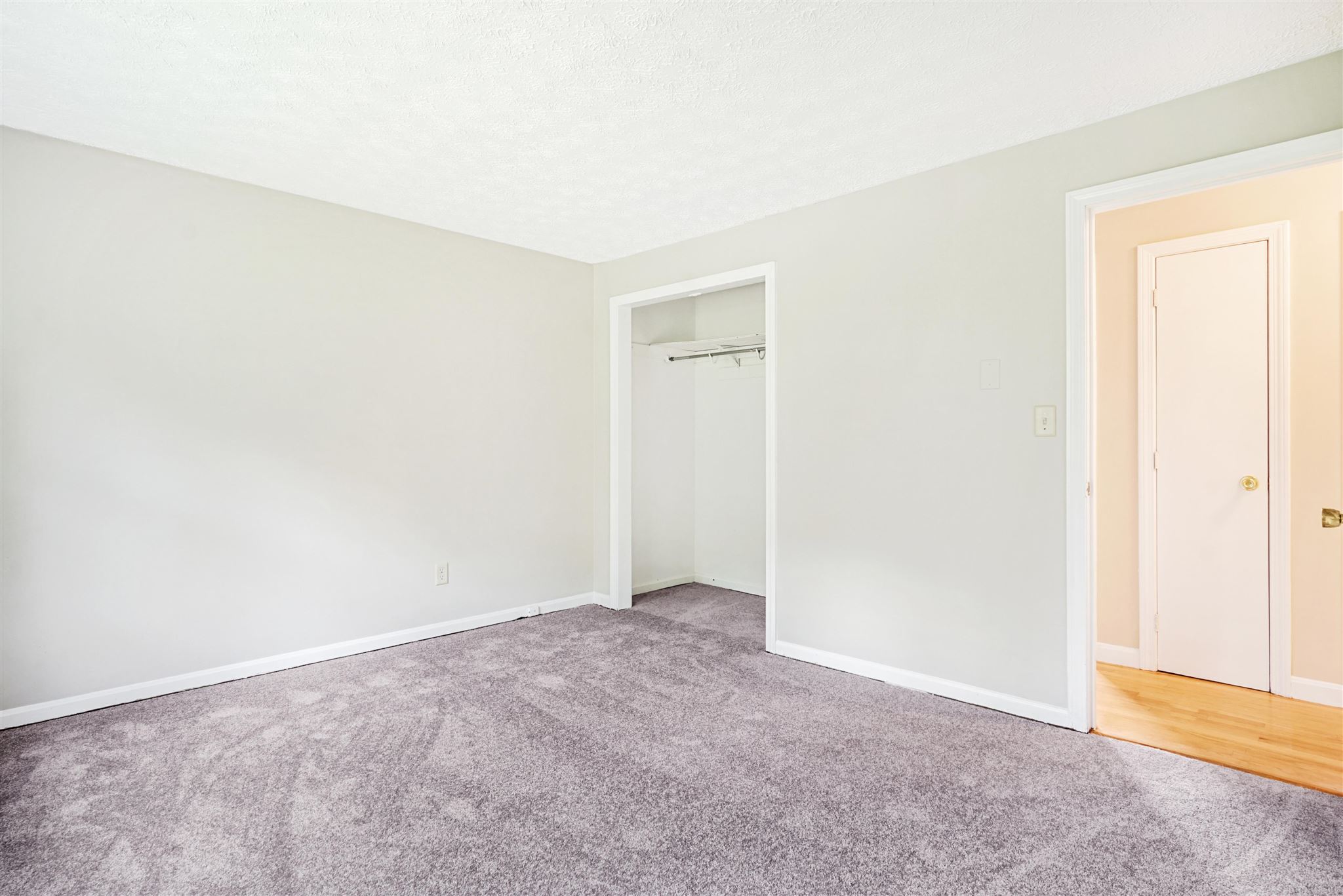 424 South Baboosic Lake Road Merrimack, NH 03054 - Photo 10 of 19