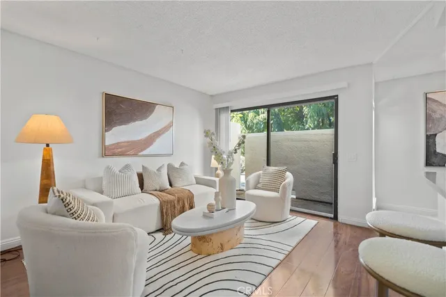 $725,000 | 1536 Windsor Lane, Fullerton, CA 92831