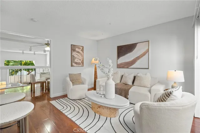 $725,000 | 1536 Windsor Lane, Fullerton, CA 92831