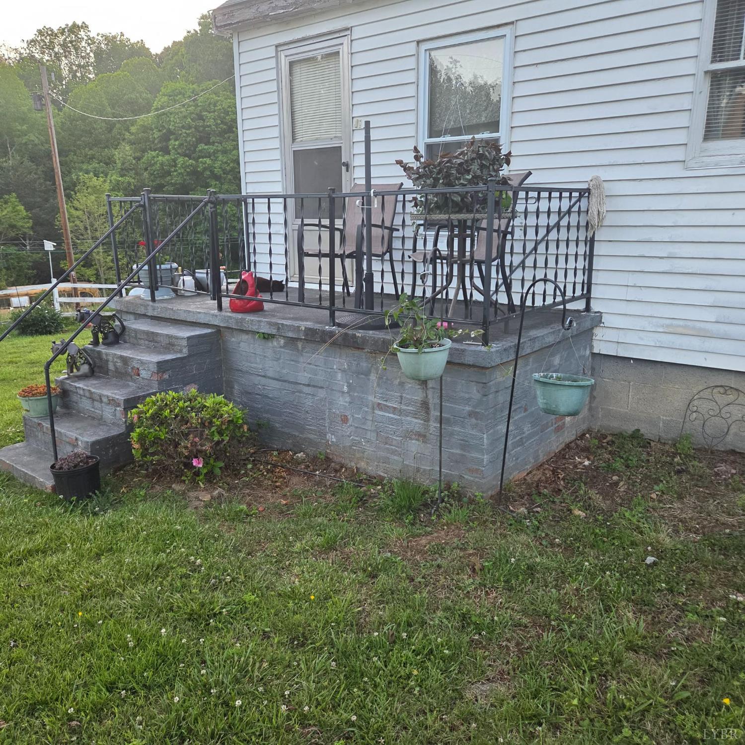 3011 Lizard Ridge Road Bedford, VA 24523 - Photo 3 of 19 Gallery Image 3