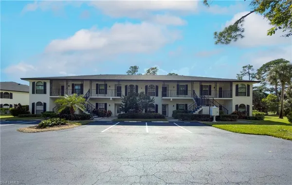 $209,000 | 809 Augusta Boulevard, Unit 8096, Naples, FL 34113