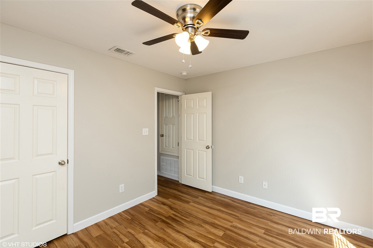 2541 Oakford Drive Foley, AL 36535 - Photo 13 of 24