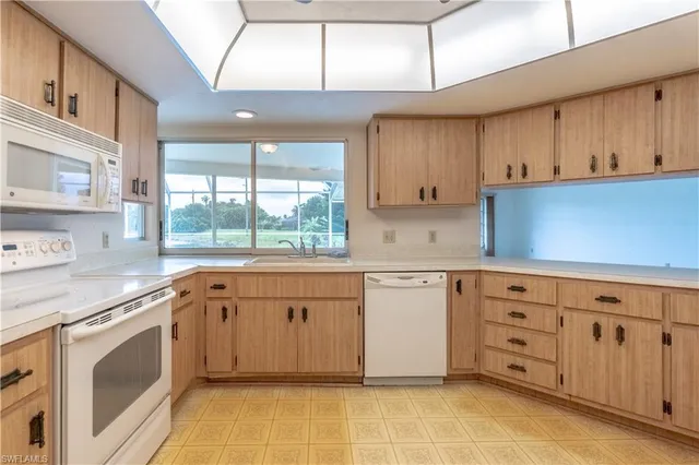 $730,000 | 2353 Abbey Court, Naples, FL 34112