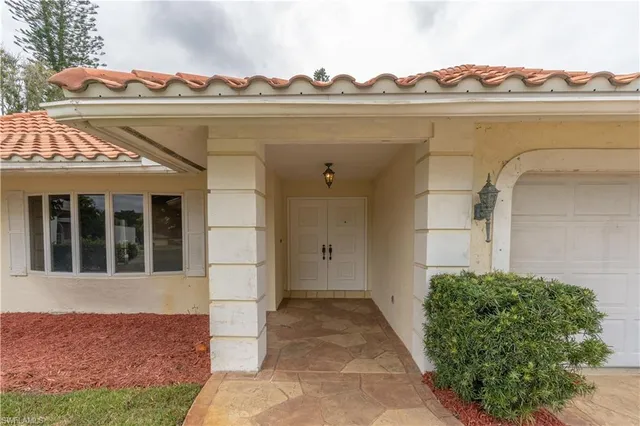 $730,000 | 2353 Abbey Court, Naples, FL 34112