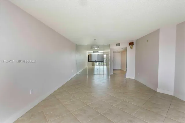 $2,300 | 850 Southwest 138th Avenue, Unit 409D, Pembroke Pines, FL 33027