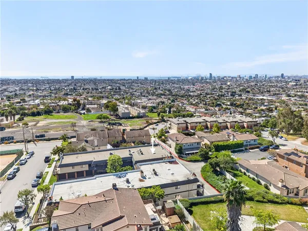 $574,900 | 2115 Ohio Avenue, Signal Hill, CA 90755