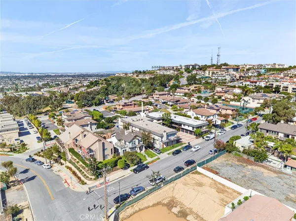 $574,900 | 2115 Ohio Avenue, Signal Hill, CA 90755