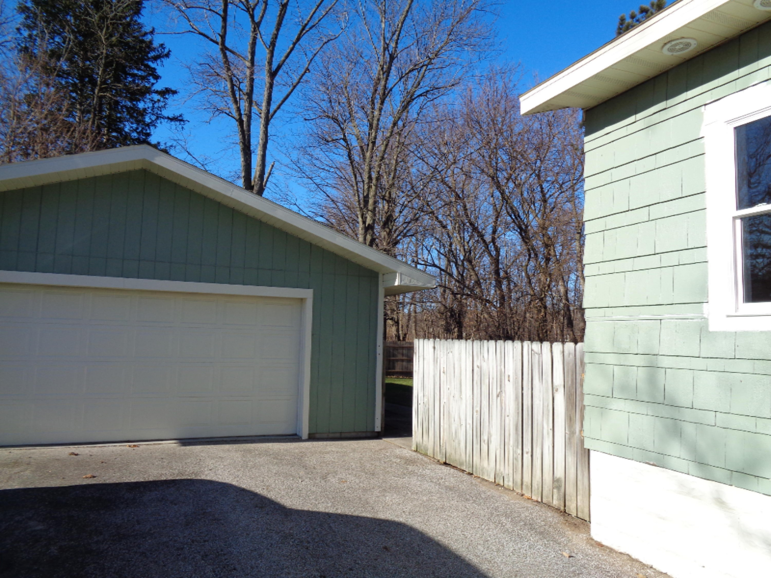 9784 Baldwin Road Bridgman, MI 49106 - Photo 6 of 37 DSC07035
