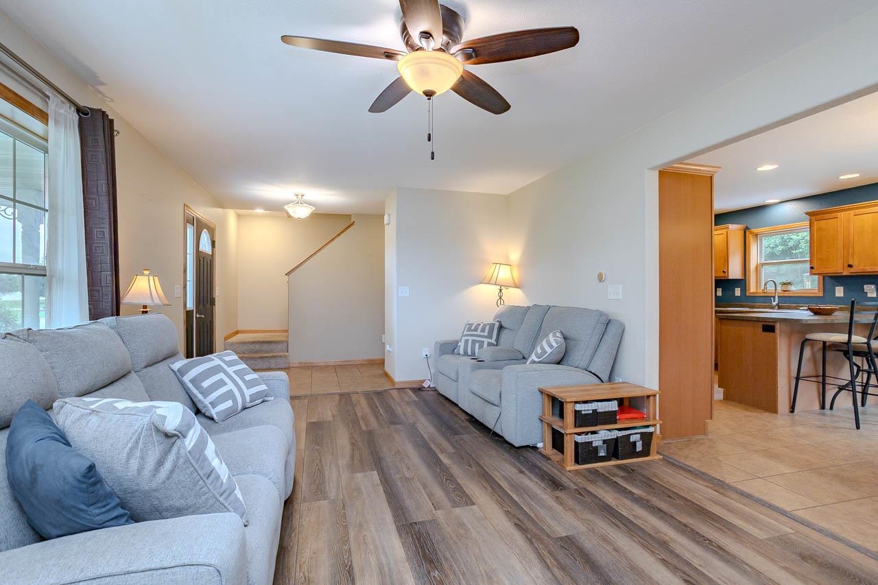 6106 Canoe Street Schofield, WI 54476 - Photo 5 of 52