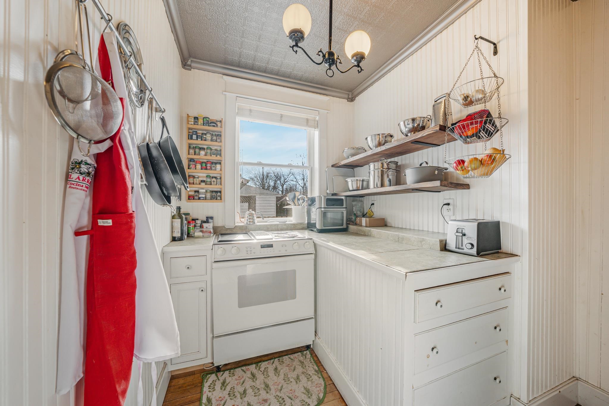 517 South Locust Street Appleton, WI 54914 - Photo 16 of 36