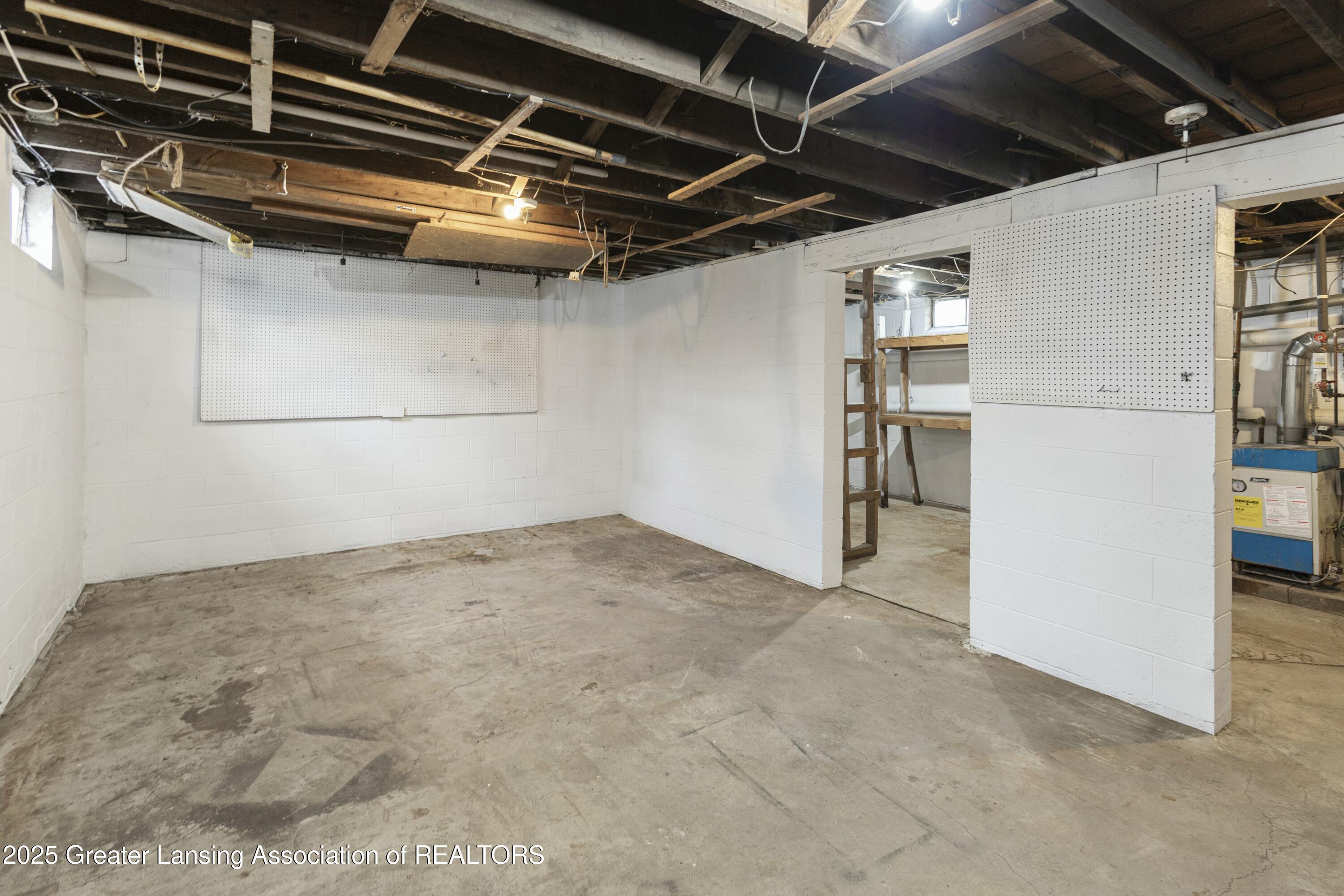 1400 West Valley Road Lansing, MI 48906 - Photo 41 of 58 tempImageiAUbMh