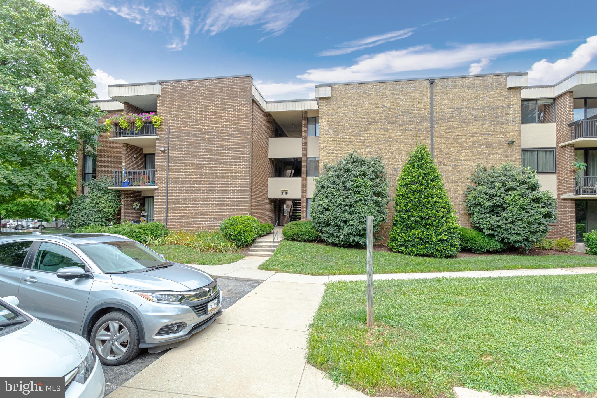 2115 Walsh View Terrace, Unit 8203 Silver Spring, MD 20902 - Photo 20 of 29