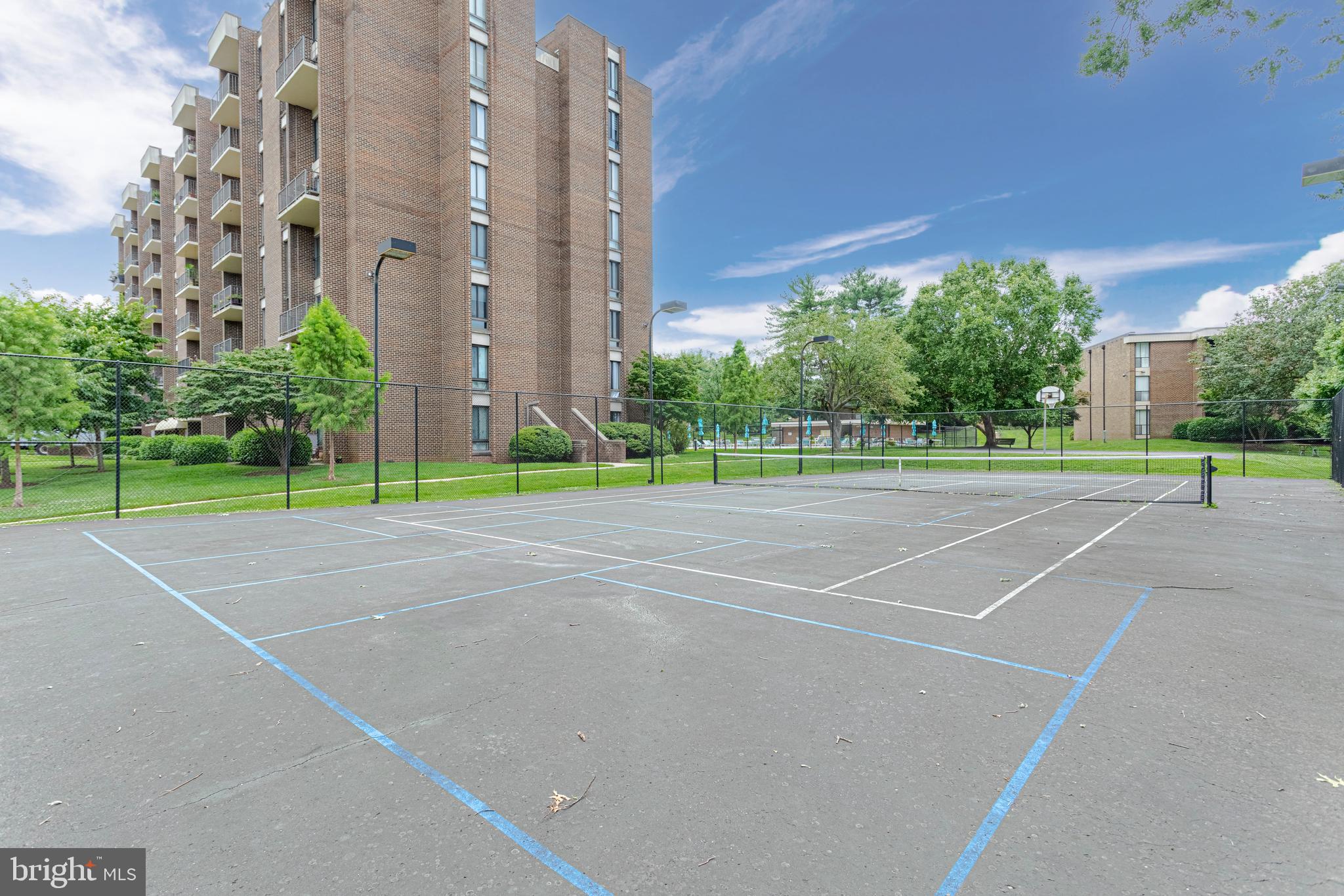 2115 Walsh View Terrace, Unit 8203 Silver Spring, MD 20902 - Photo 25 of 29