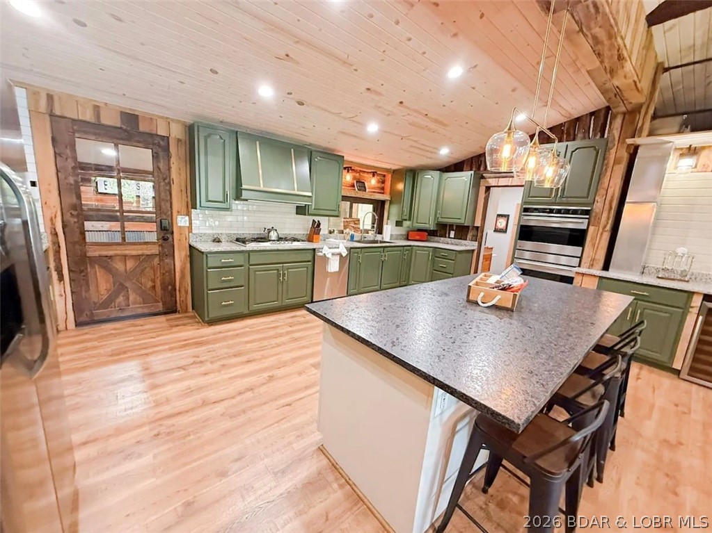 176 East Lakeview Acres Road Camdenton, MO 65020 - Photo 5 of 31