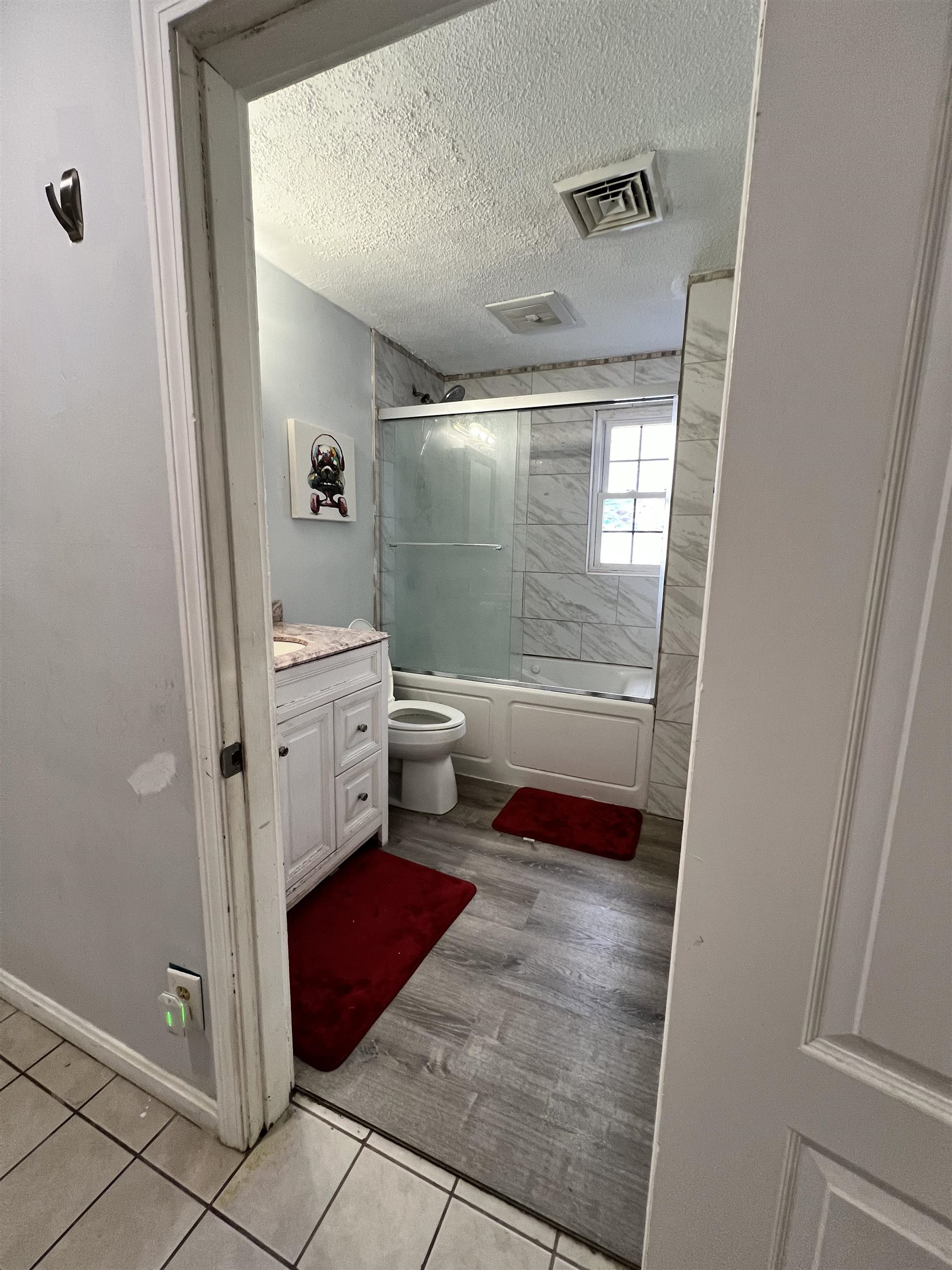 230 Somerville Street Manchester, NH 03103 - Photo 9 of 39