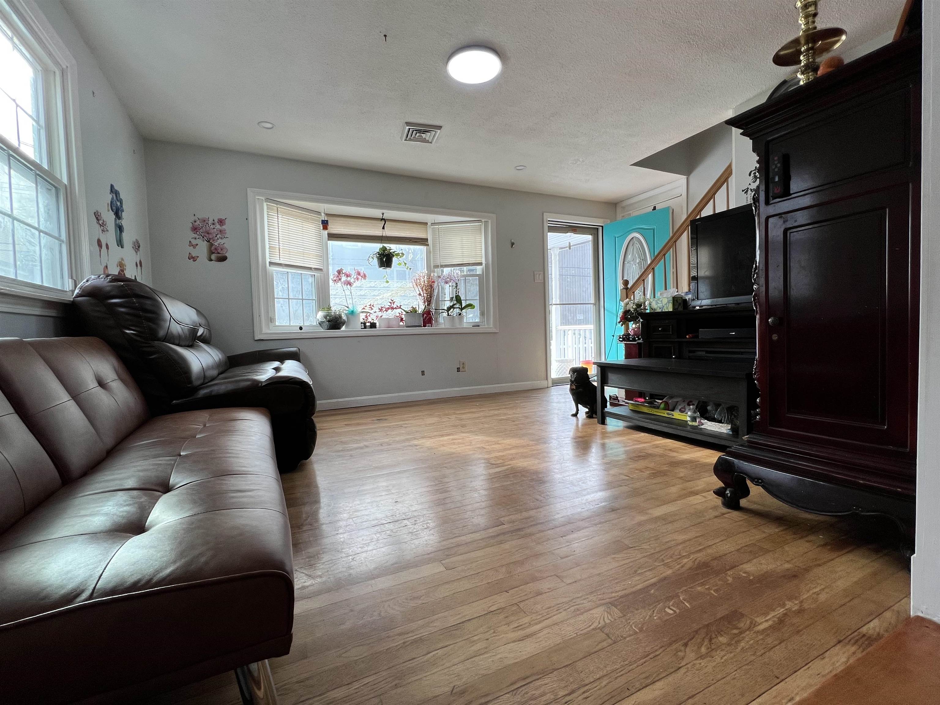 230 Somerville Street Manchester, NH 03103 - Photo 10 of 39