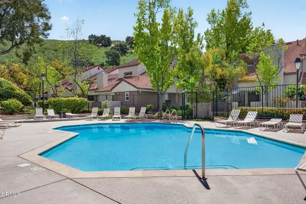 $735,000 | 456 Via Colinas, Thousand Oaks, CA 91362