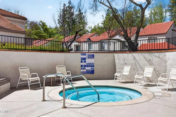 $735,000 | 456 Via Colinas, Thousand Oaks, CA 91362