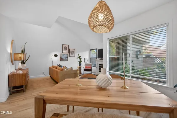 $735,000 | 456 Via Colinas, Thousand Oaks, CA 91362