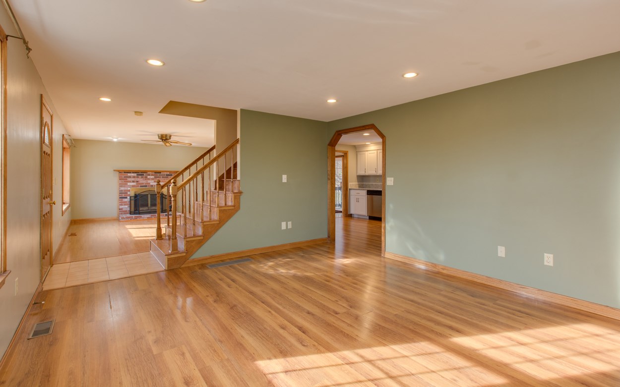 151 Barretts Hill Road Hudson, NH 03051 - Photo 15 of 39
