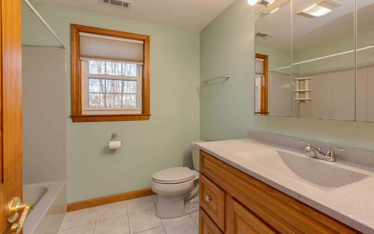 151 Barretts Hill Road Hudson, NH 03051 - Photo 22 of 39