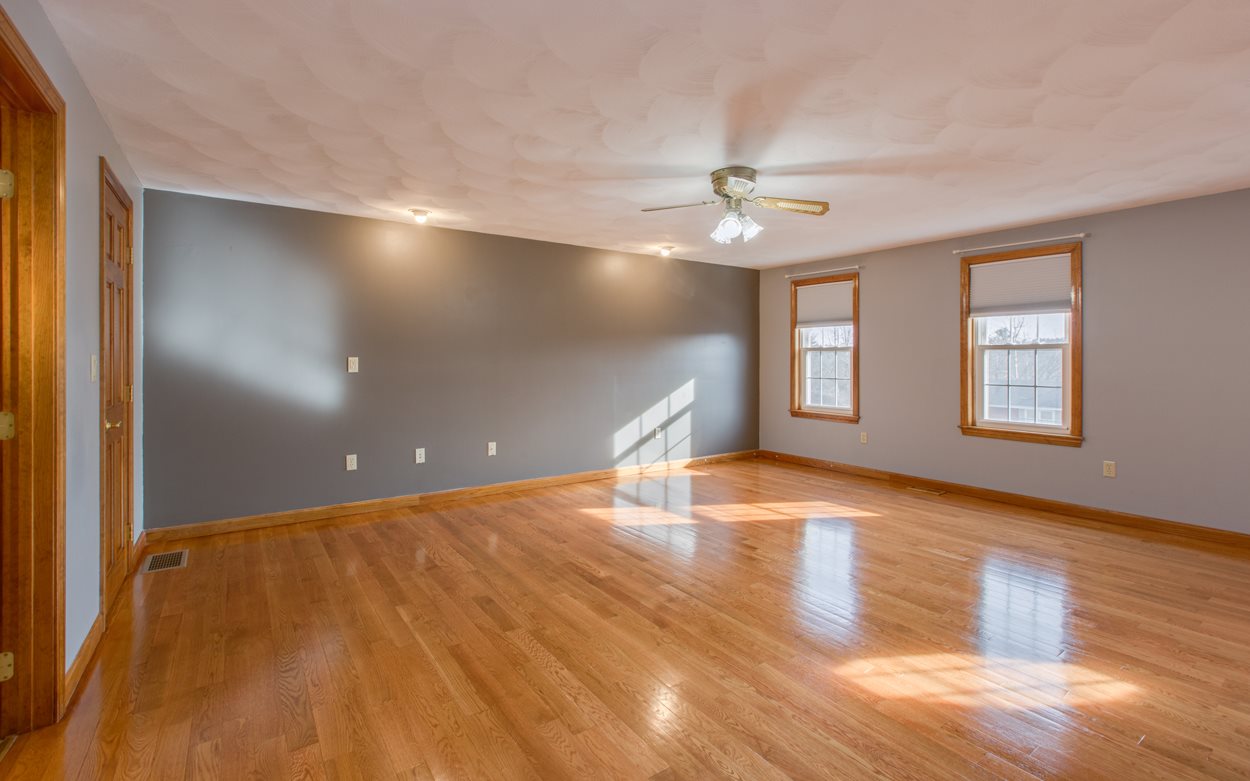 151 Barretts Hill Road Hudson, NH 03051 - Photo 23 of 39