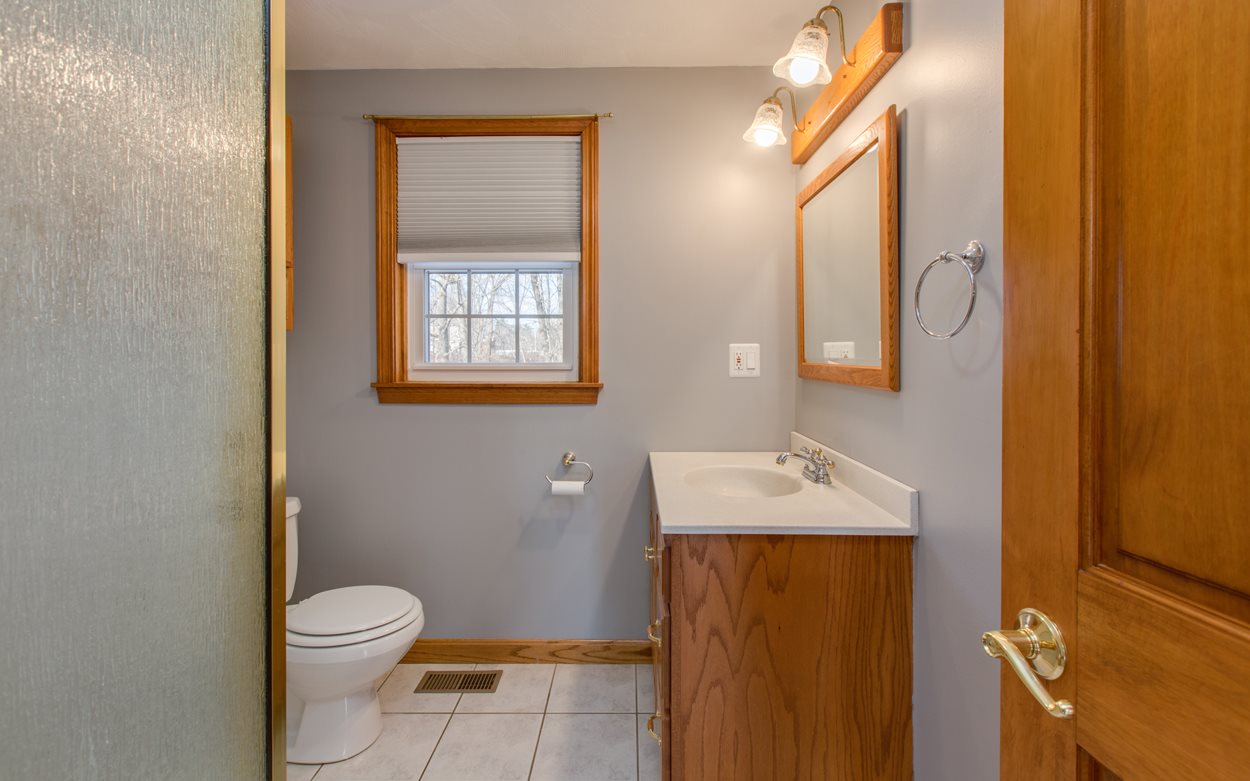151 Barretts Hill Road Hudson, NH 03051 - Photo 27 of 39