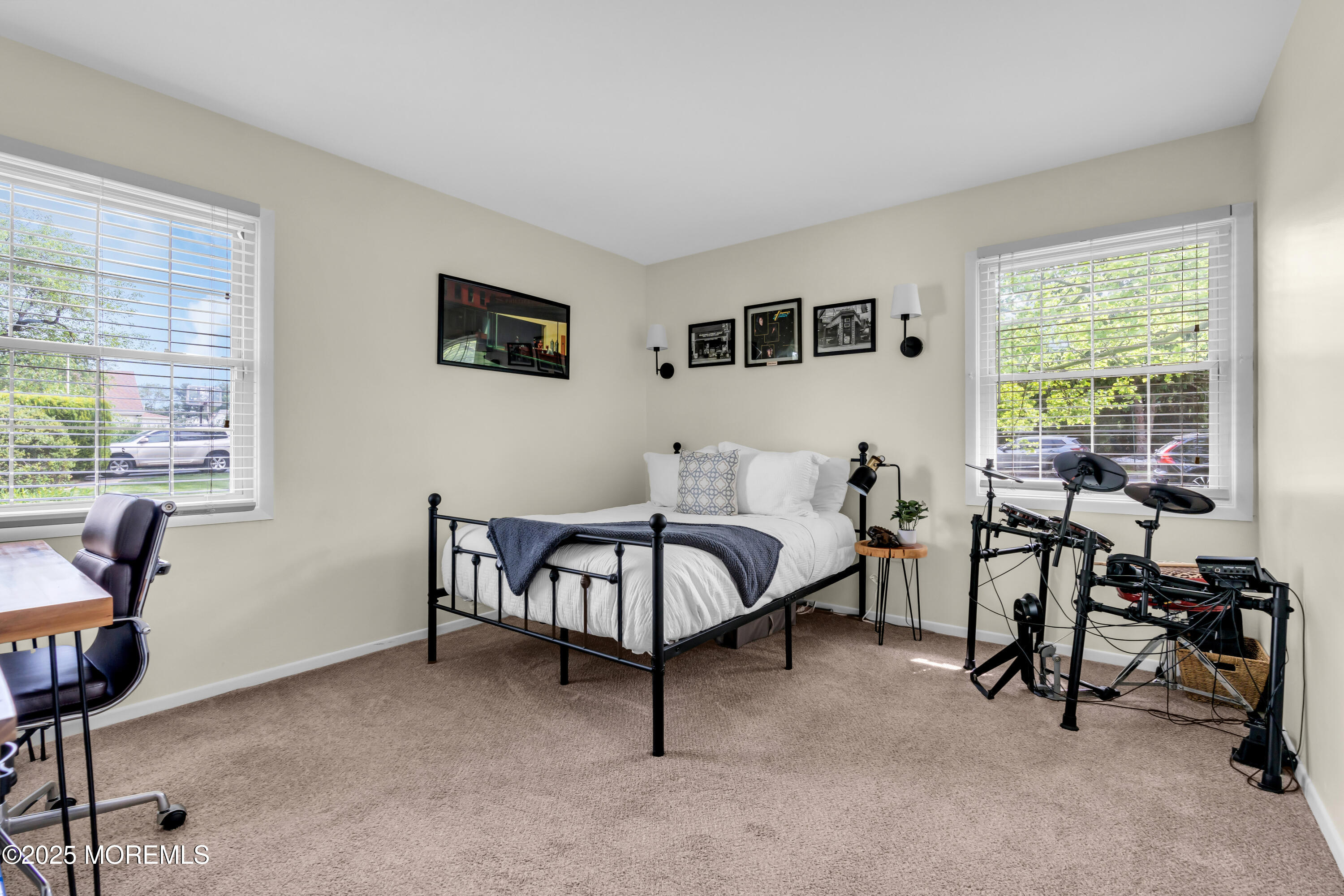 511 Line Road Aberdeen, NJ 07747 - Photo 35 of 53 a living room with furniture and a window