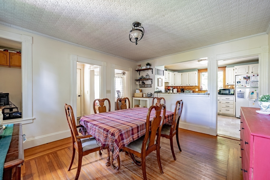 138 Ashley Street West Springfield, MA 01089 - Photo 7 of 19 Gallery Image 7