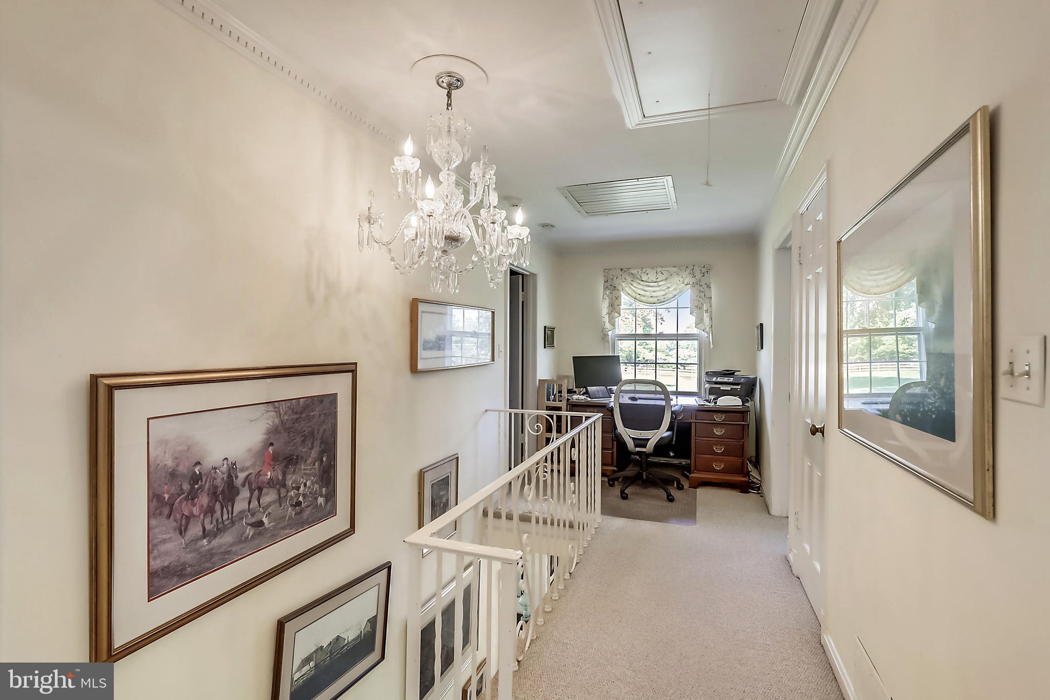 10740 River Road Potomac, MD 20854 - Photo 20 of 64 Upstairs foyer (chandelier since removed)