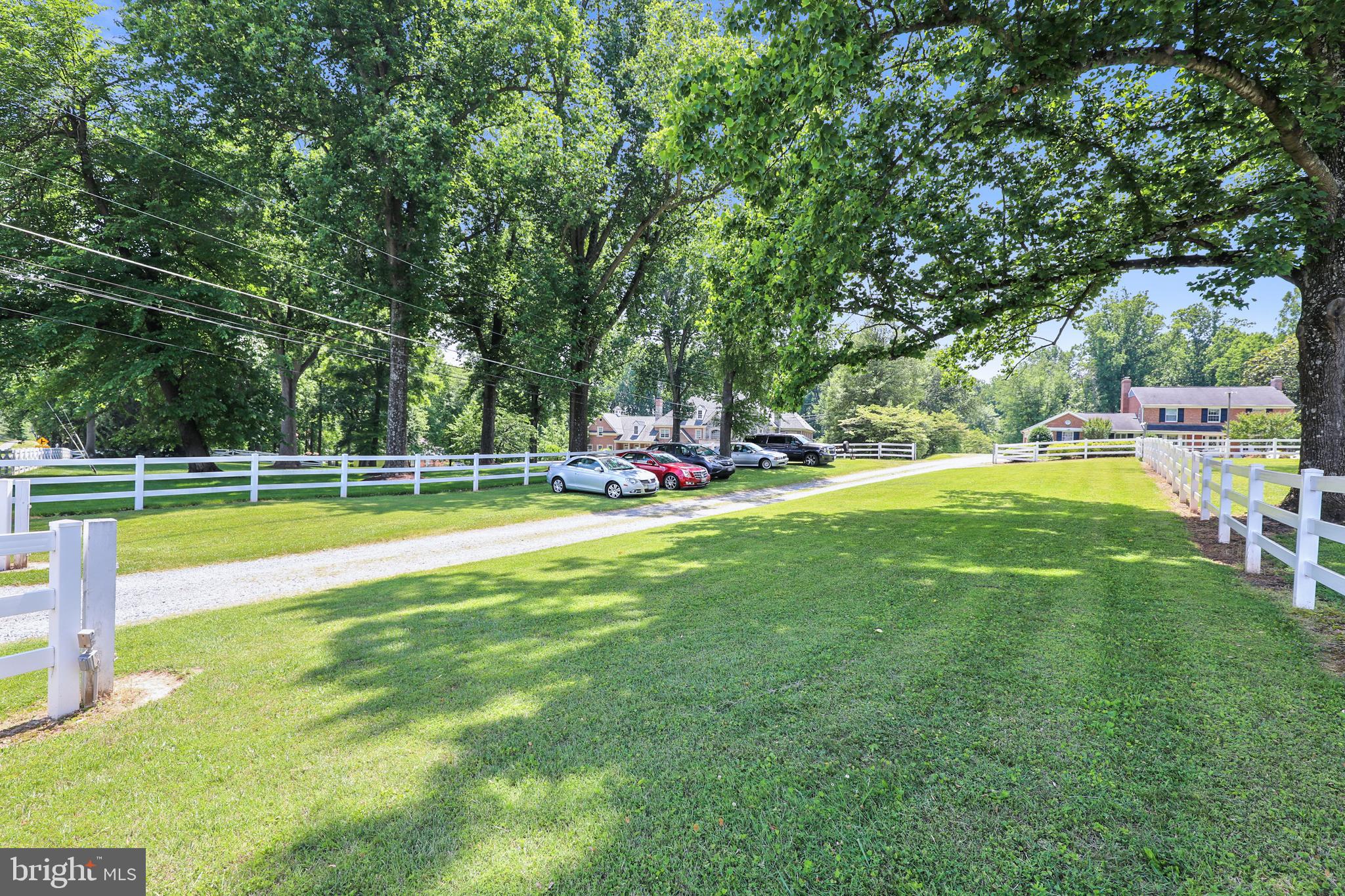 10740 River Road Potomac, MD 20854 - Photo 51 of 64 Long driveway with plenty of room for parking