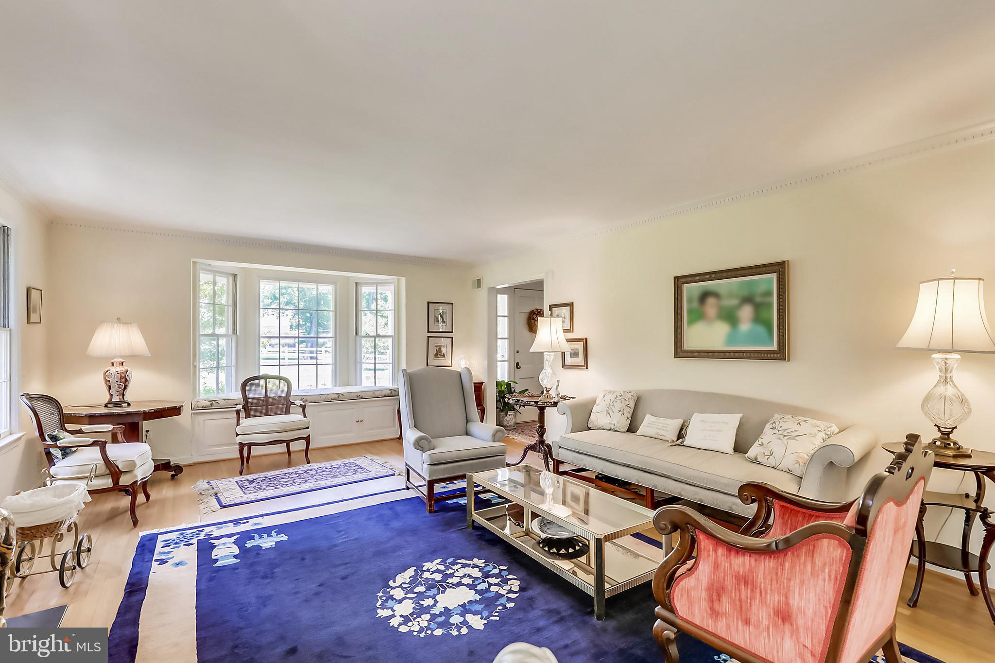 10740 River Road Potomac, MD 20854 - Photo 7 of 64 Bay window with storage bench in LR
