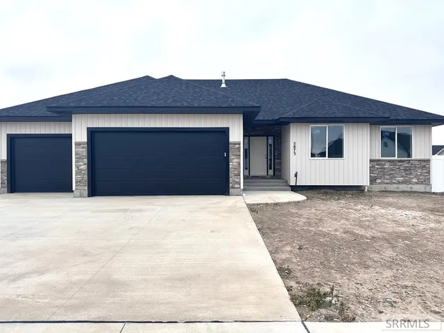 $580,000 | 5873 Macrae Drive, Idaho Falls, ID 83402