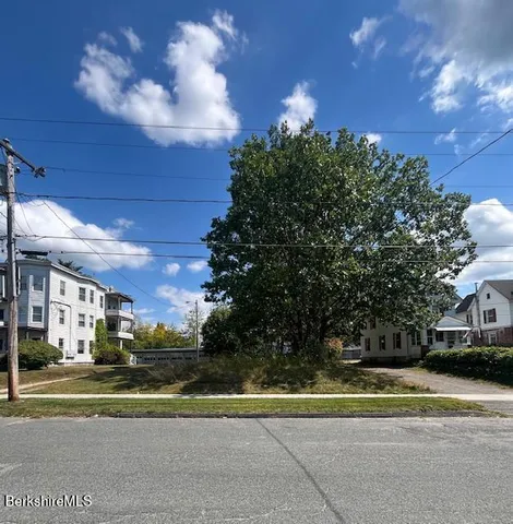 $20,000 | Lot 20 Plunkett Street, Pittsfield, MA 01201
