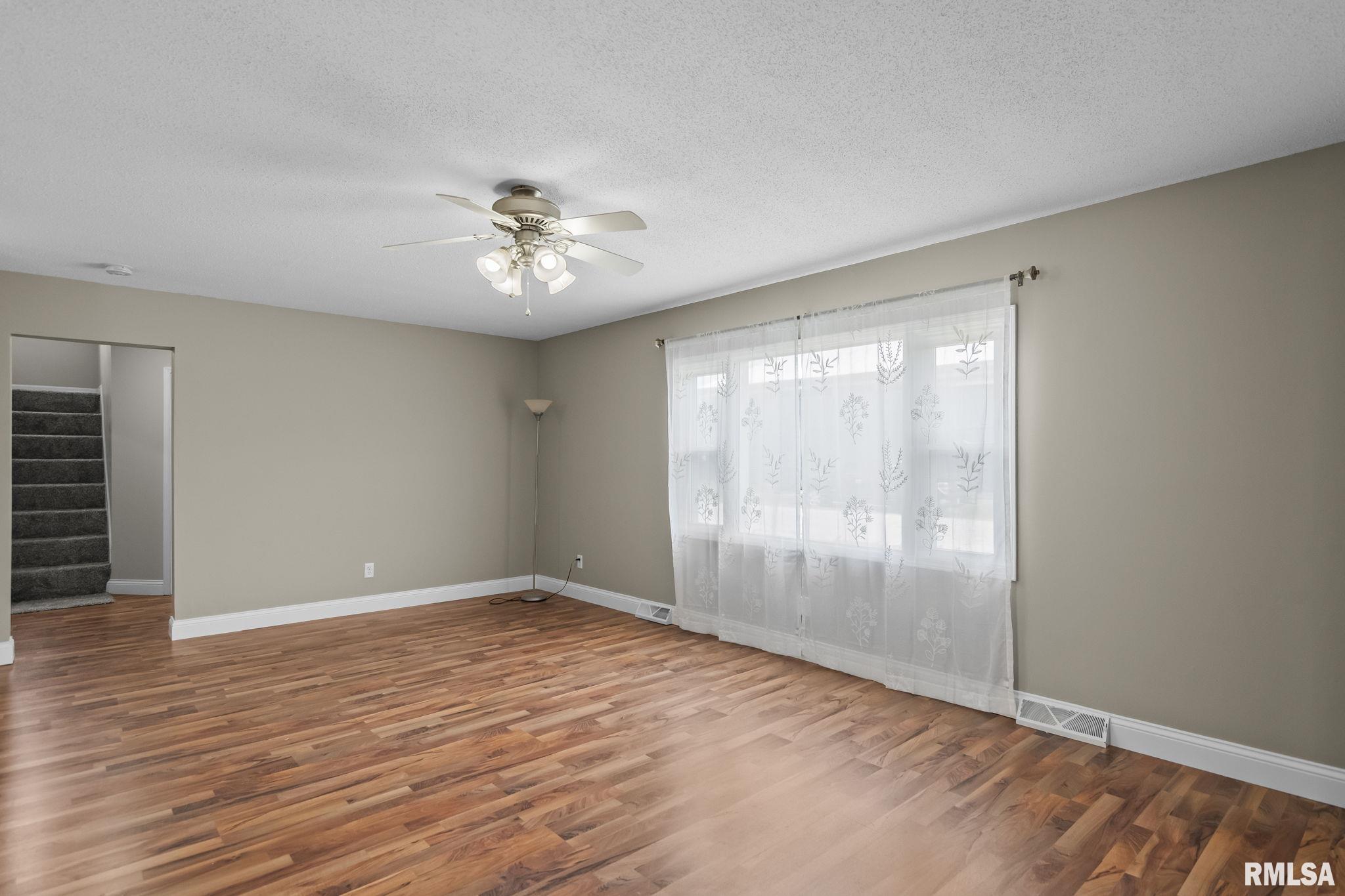 102 South State Street Chatham, IL 62629 - Photo 11 of 38