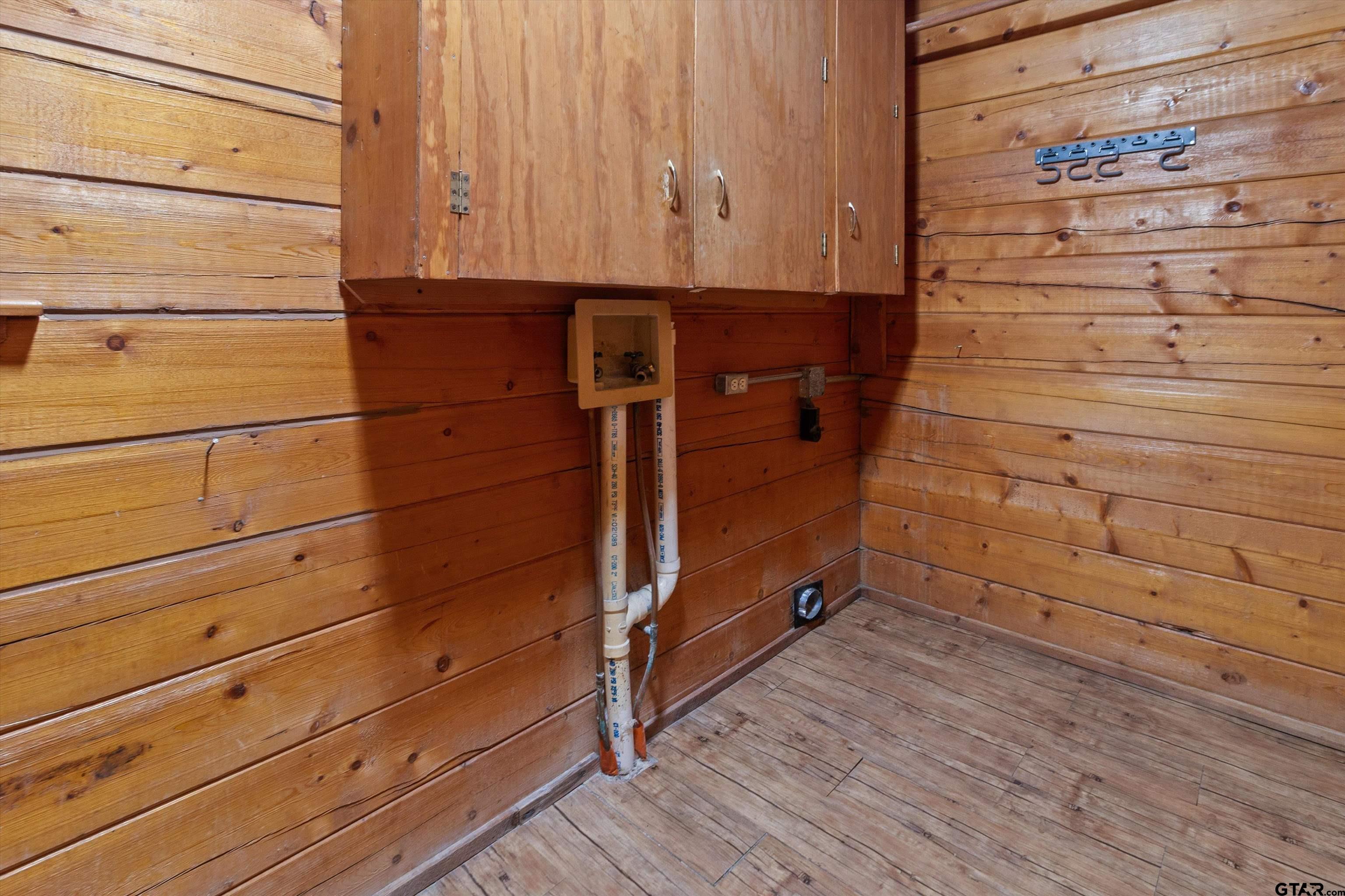 129 Private Road 5569 Alba, TX 75410 - Photo 38 of 40 a view of closet