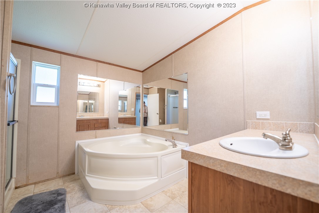 5206 Big Tyler Road Charleston, WV 25313 - Photo 13 of 16 Gallery Image 13