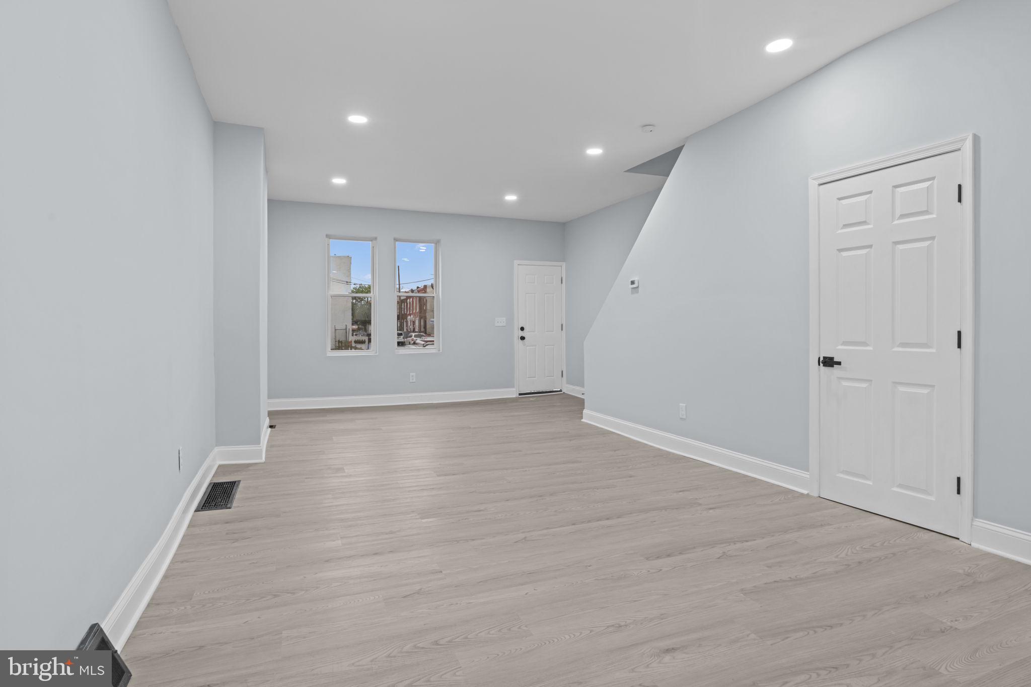 1612 South 24th Street Philadelphia, PA 19145 - Photo 5 of 24