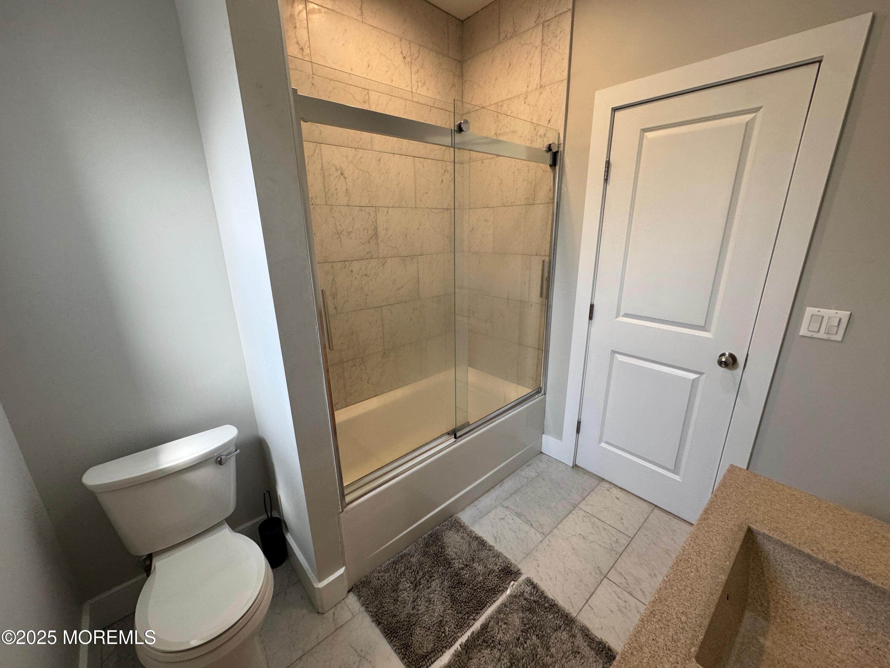 273 16th Avenue, Unit 3R Newark, NJ 07103 - Photo 4 of 12 image