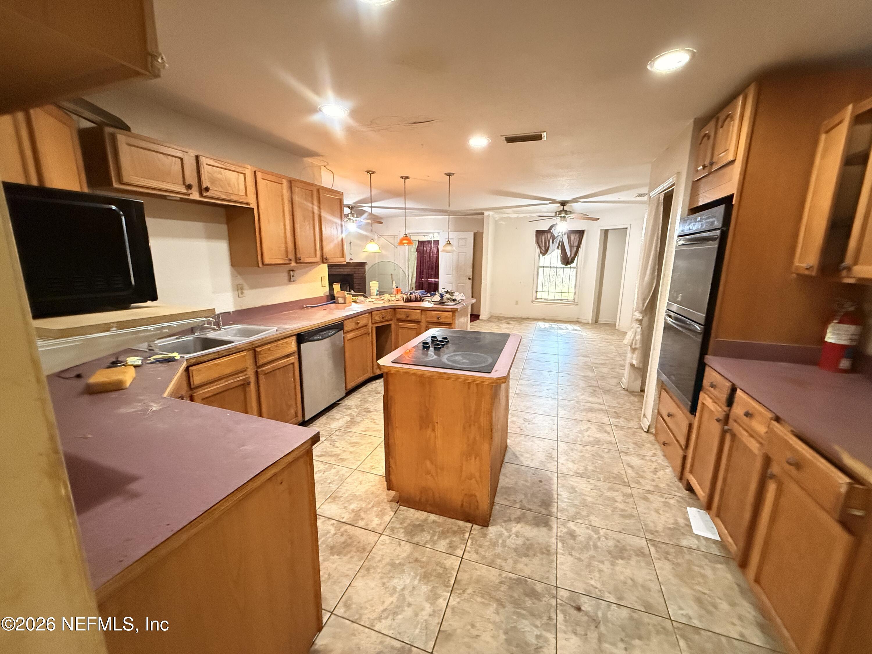 2070 Brooklyn Road Jacksonville, FL 32209 - Photo 4 of 13 IMG_1369