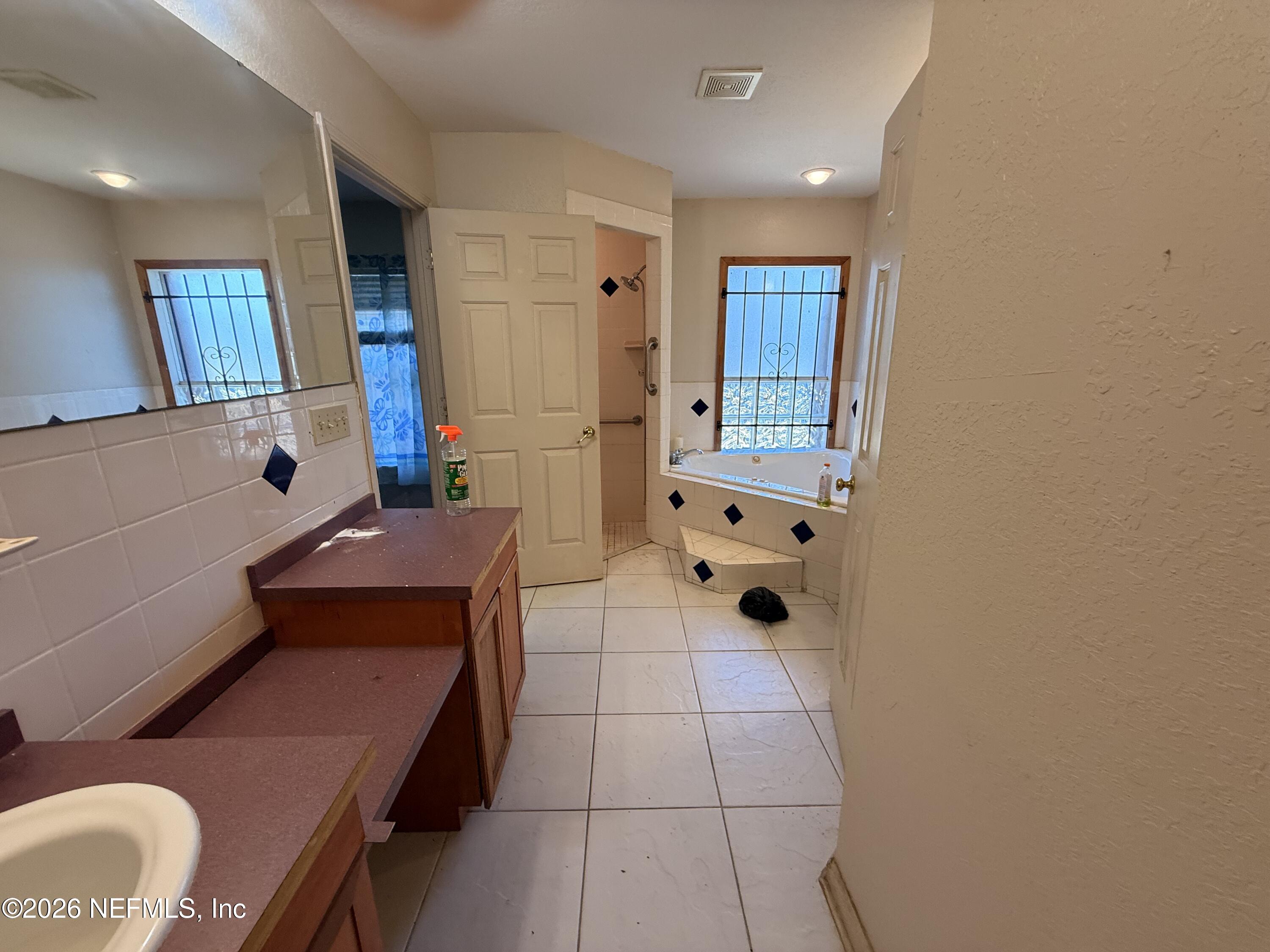 2070 Brooklyn Road Jacksonville, FL 32209 - Photo 8 of 13 IMG_1376