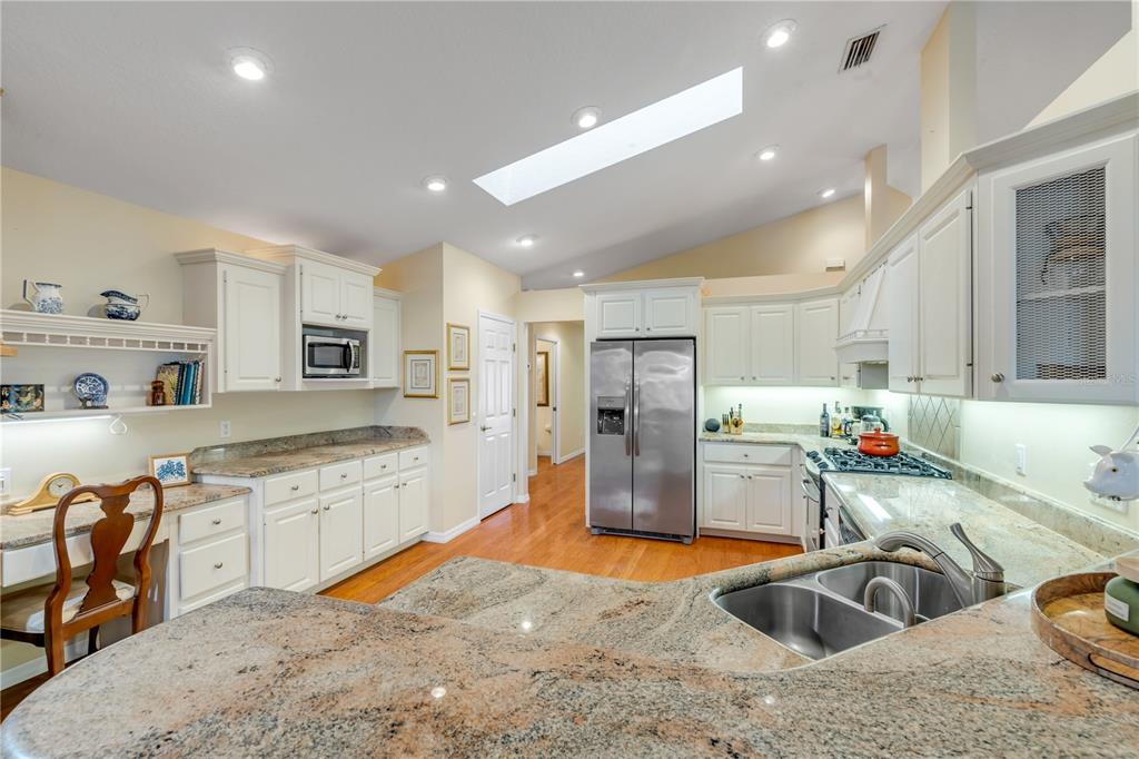 1098 Red Maple Way New Smyrna Beach, FL 32168 - Photo 18 of 78