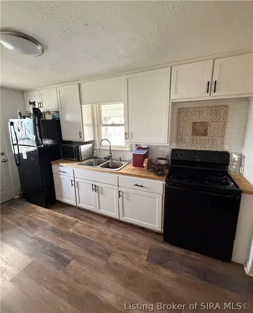 $99,900 | 503 Hayes Avenue, Salem, IN 47167