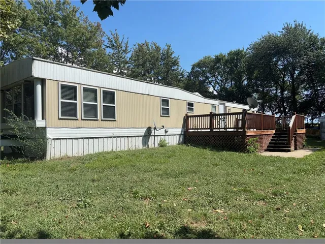 $1,999,950 | 264 East 2100th Road, Wellsville, KS 66092