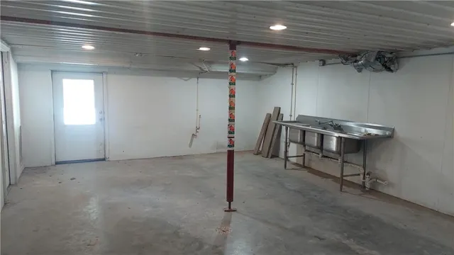 $1,999,950 | 264 East 2100th Road, Wellsville, KS 66092