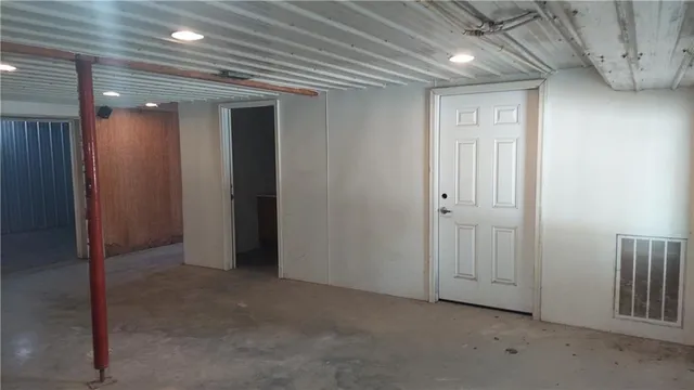 $1,999,950 | 264 East 2100th Road, Wellsville, KS 66092