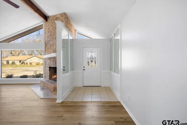 a view of livingroom with furniture and window