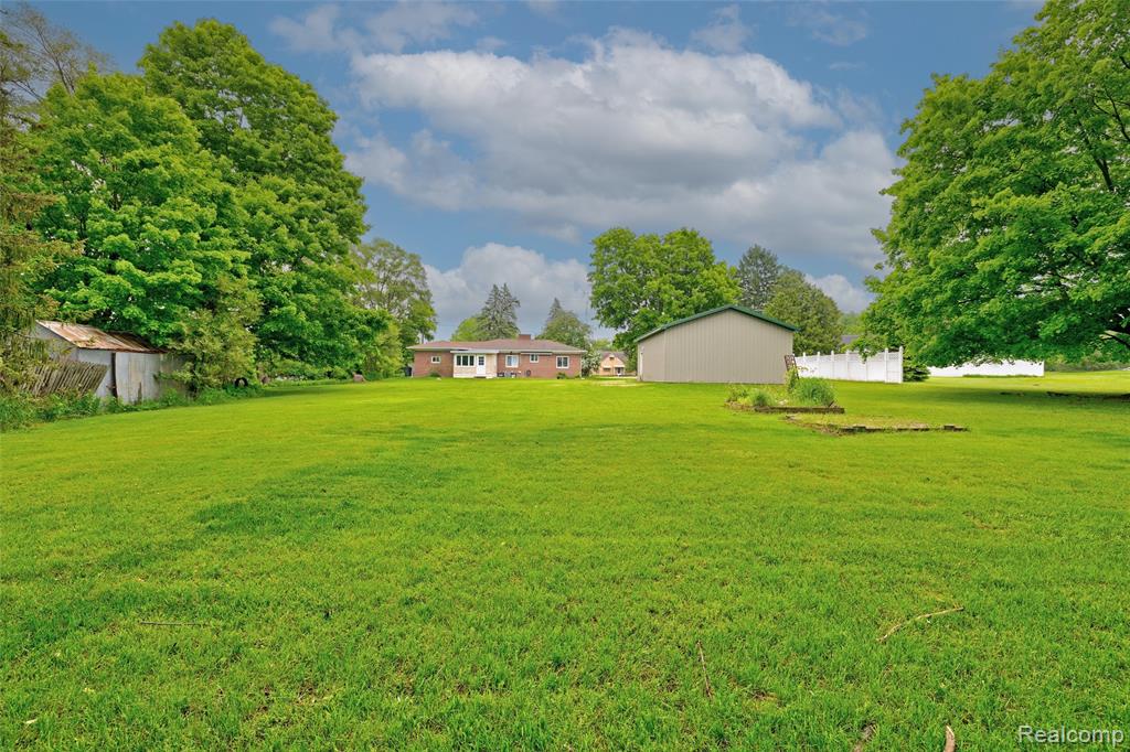 4127 North State Road Davison, MI 48423 - Photo 42 of 46