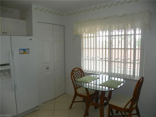 $3,500 | 448 Gabriel Circle, Unit 3310 3310, Naples, FL 34104